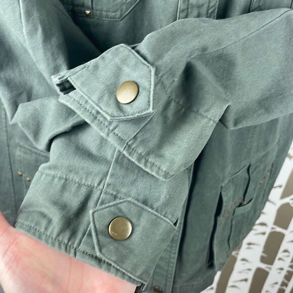 Democracy Olive Green Studded Lace Back Accent Cargo Jacket sz M - Picture 9 of 10